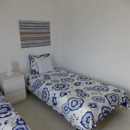 Lägenhet Algarve,t2 With Wonderfull Terrace, Alcantarilha
